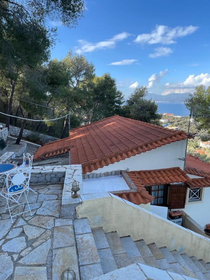 Pines & Sea Villa Sofiko Exterior photo