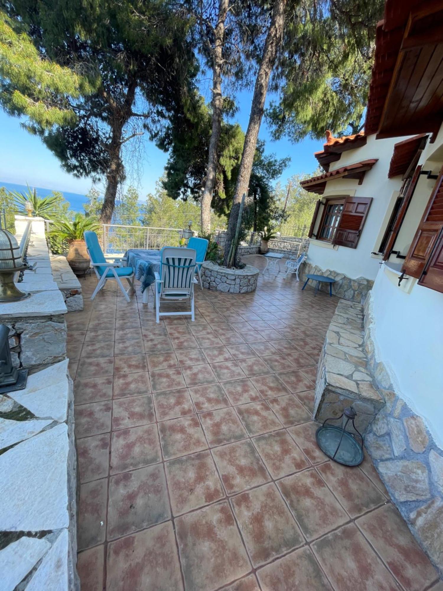 Pines & Sea Villa Sofiko Exterior photo